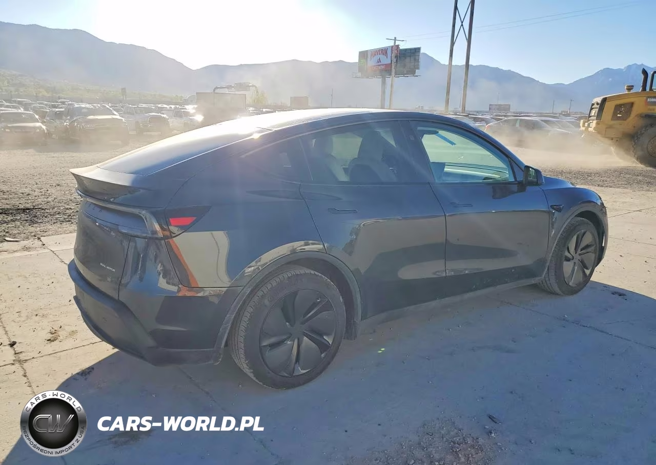 2026 Tesla Model Y VIN:7SAYGDEE0TF390830 - 3