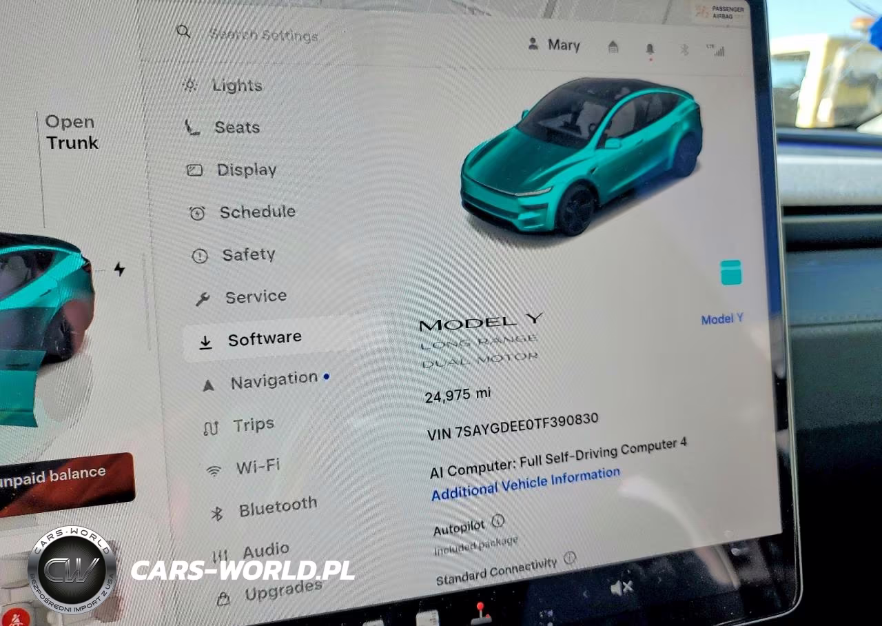 2026 Tesla Model Y VIN:7SAYGDEE0TF390830 - 9