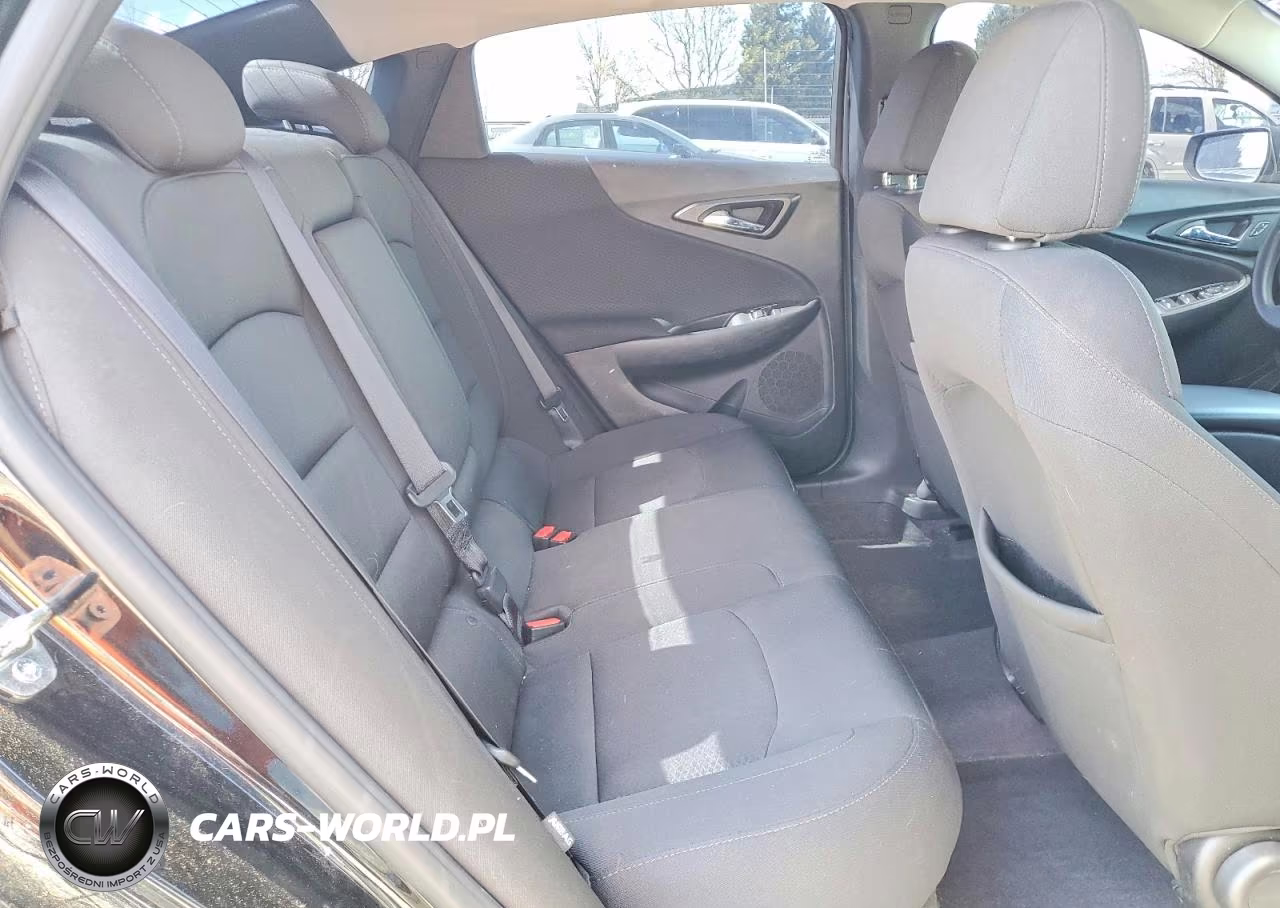 2018 Chevrolet Malibu Ls VIN:1G1ZB5ST7JF293280 - 10