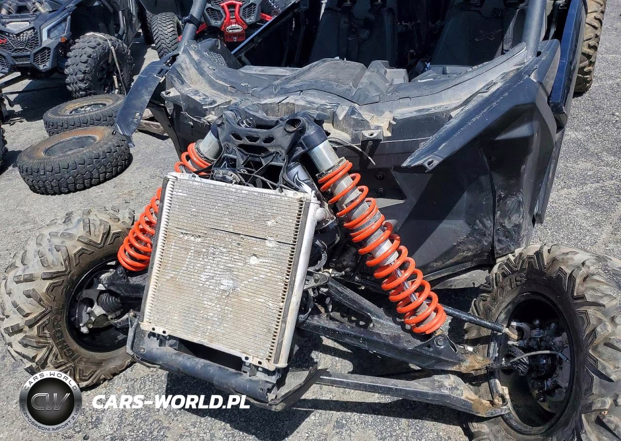 2022 Can-Am Maverick X3 Utility Vehicle VIN:3JBVNAV29NE000829 - 9