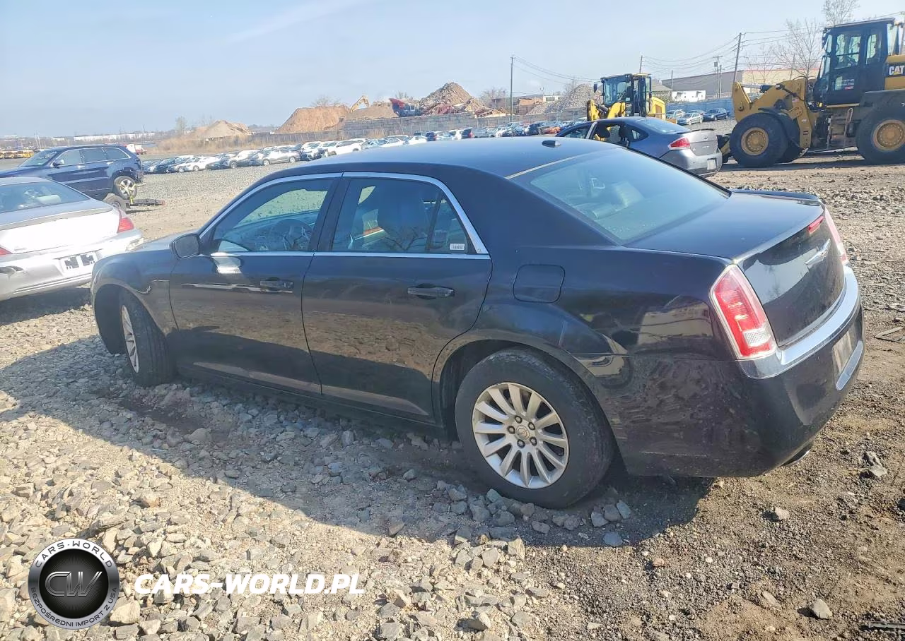 2014 Chrysler 300 VIN:2C3CCAAG7EH381049 - 2