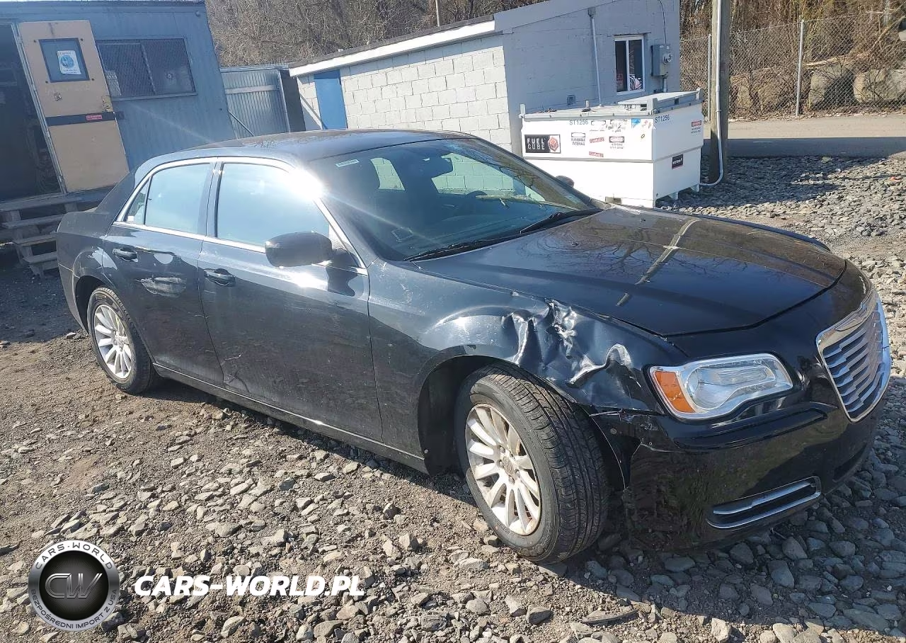 2014 Chrysler 300 VIN:2C3CCAAG7EH381049 - 4