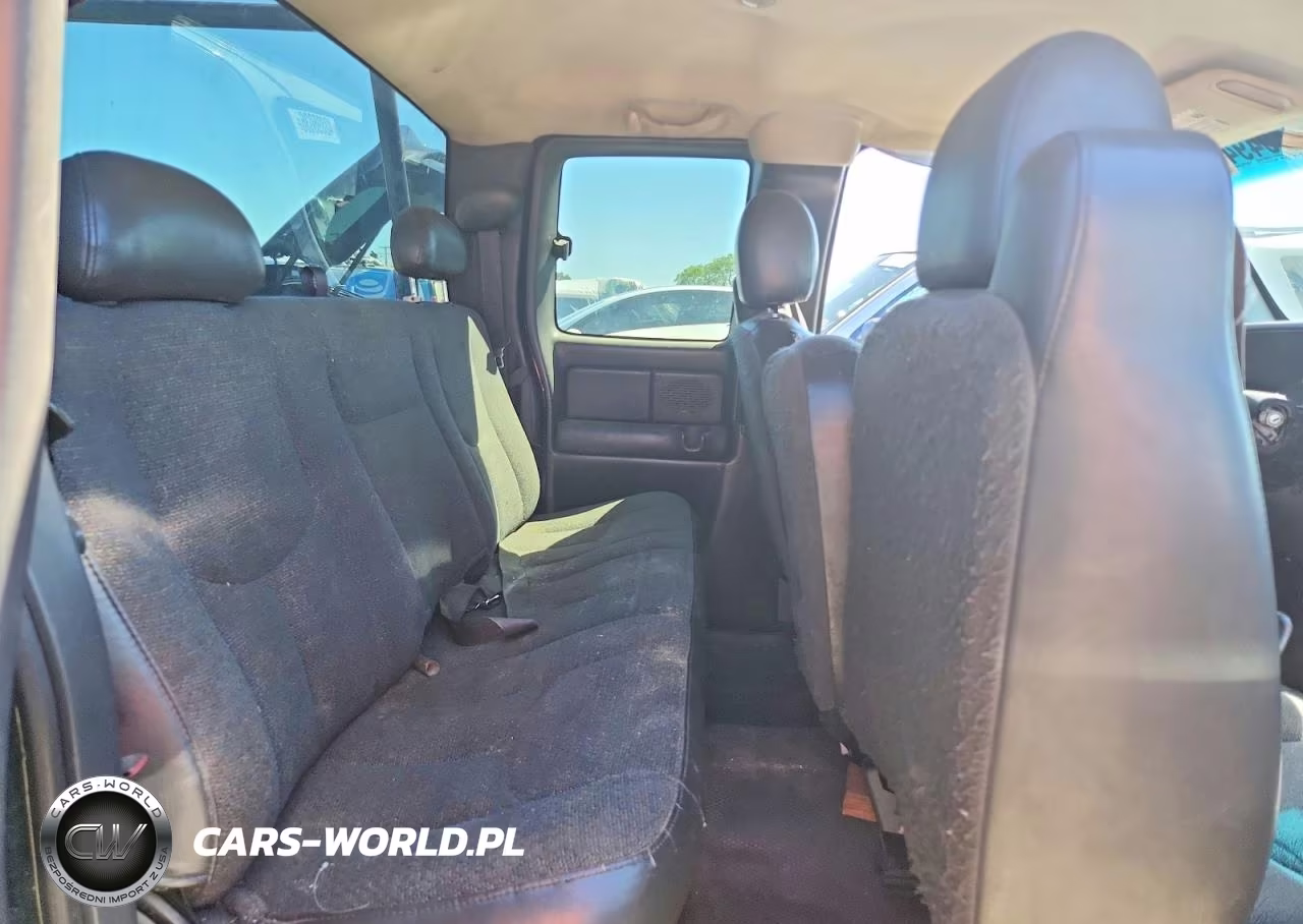 2003 Chevrolet Silverado C1500 VIN:2GCEC19X931164293 - 11