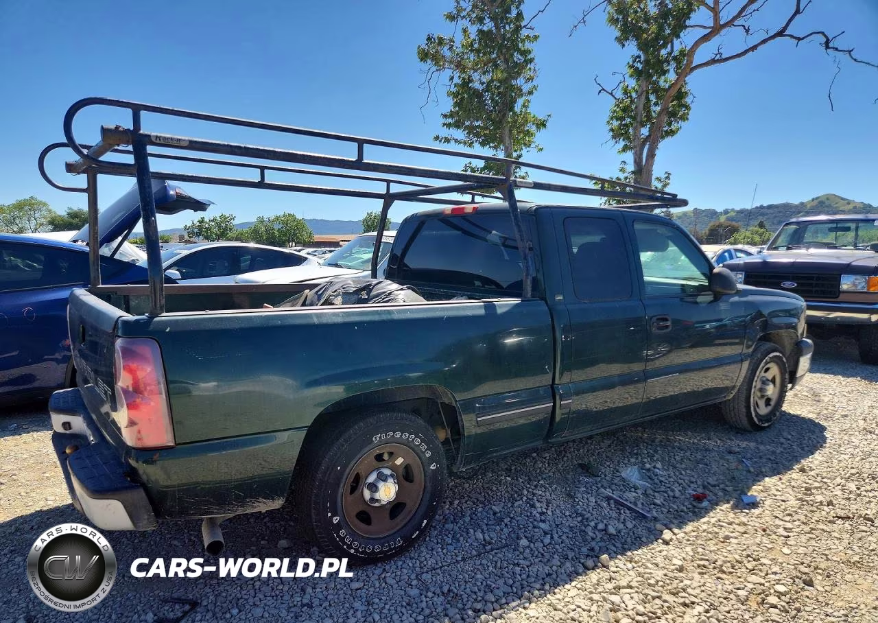 2003 Chevrolet Silverado C1500 VIN:2GCEC19X931164293 - 3
