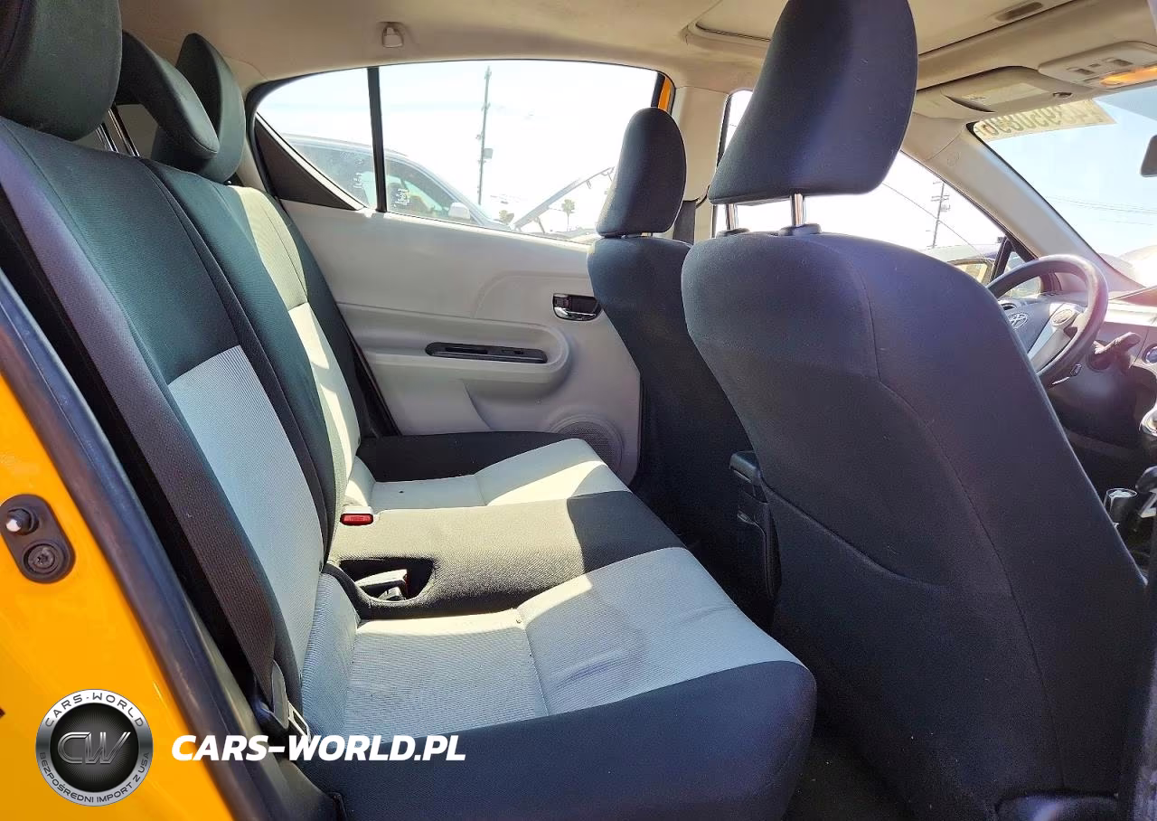 2014 Toyota Prius VIN:JTDKDTB38E1082227 - 10