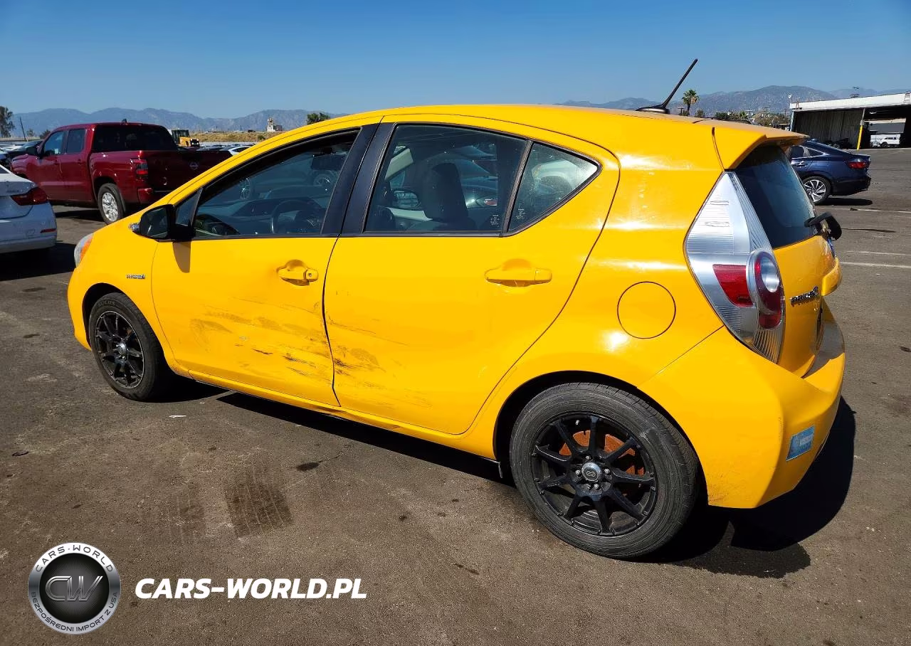 2014 Toyota Prius VIN:JTDKDTB38E1082227 - 2