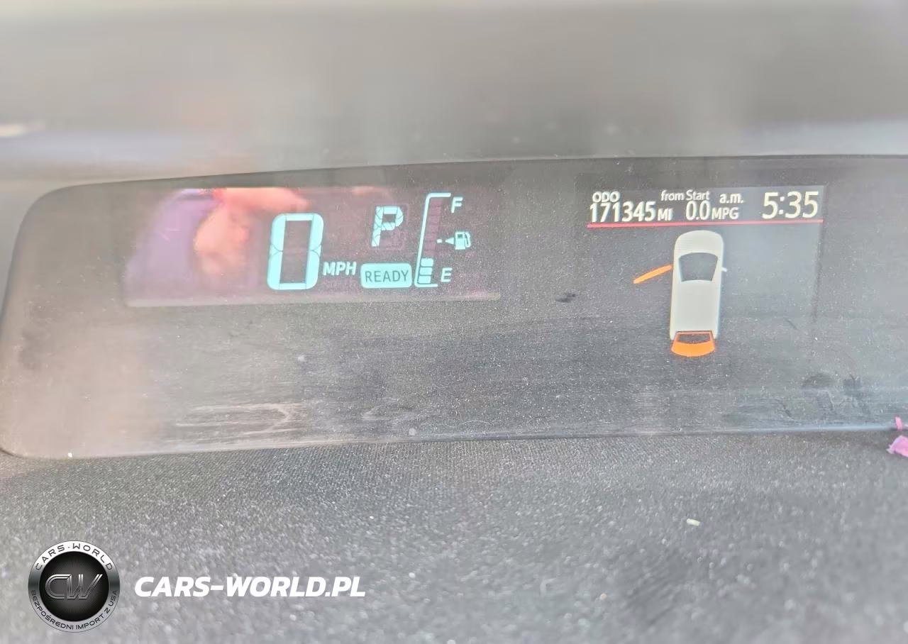 2014 Toyota Prius VIN:JTDKDTB38E1082227 - 9