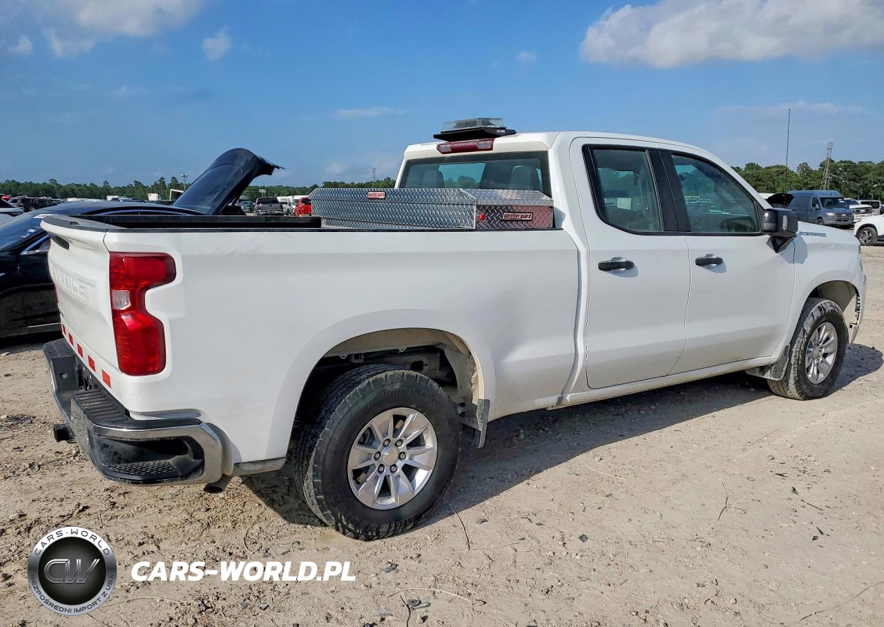 2023 Chevrolet Silverado C1500 VIN:1GCRAAED8PZ302888 - 3