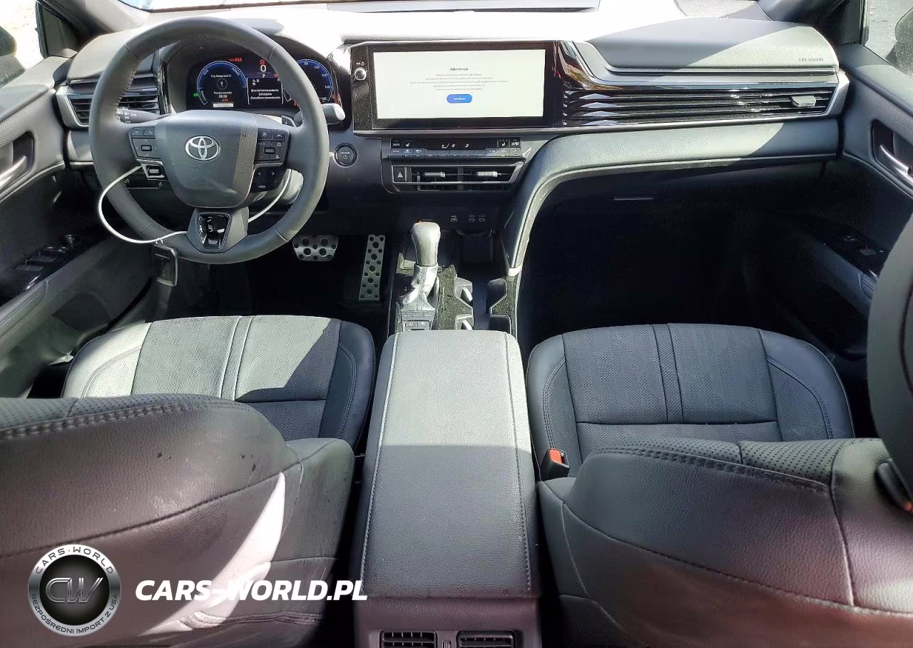 2026 Toyota Camry Xse VIN:4T1DAACK2TU211128 - 8