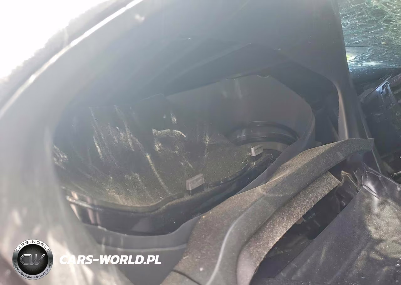 2020 Honda Hr-V Lx VIN:3CZRU6H36LM731105 - 9