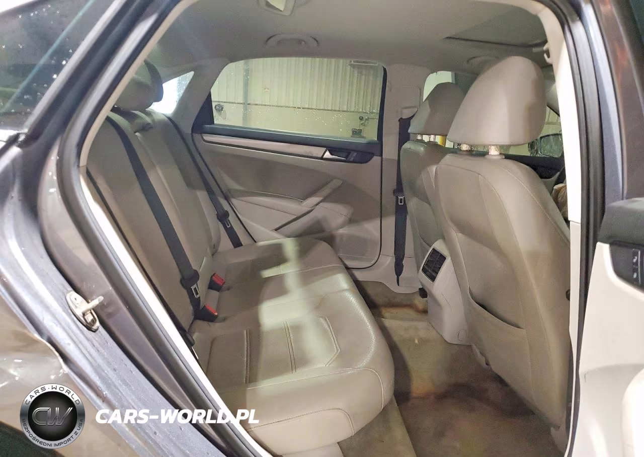 2015 Volkswagen Passat Se VIN:1VWBV7A34FC051551 - 10