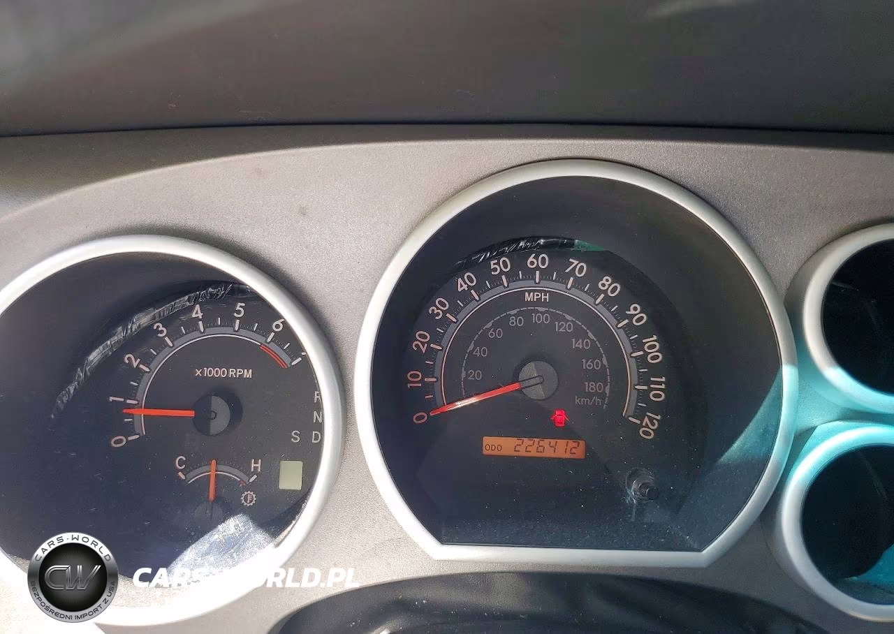 2011 Toyota Tundra Grade VIN:5TFRY5F13BX112685 - 9