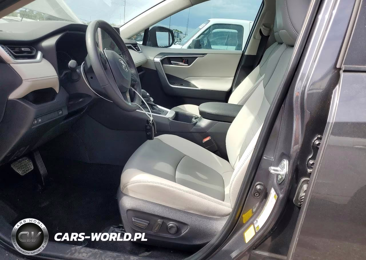 2025 Toyota Rav4 Xle Premium VIN:2T3C1RFV3SW425731 - 7