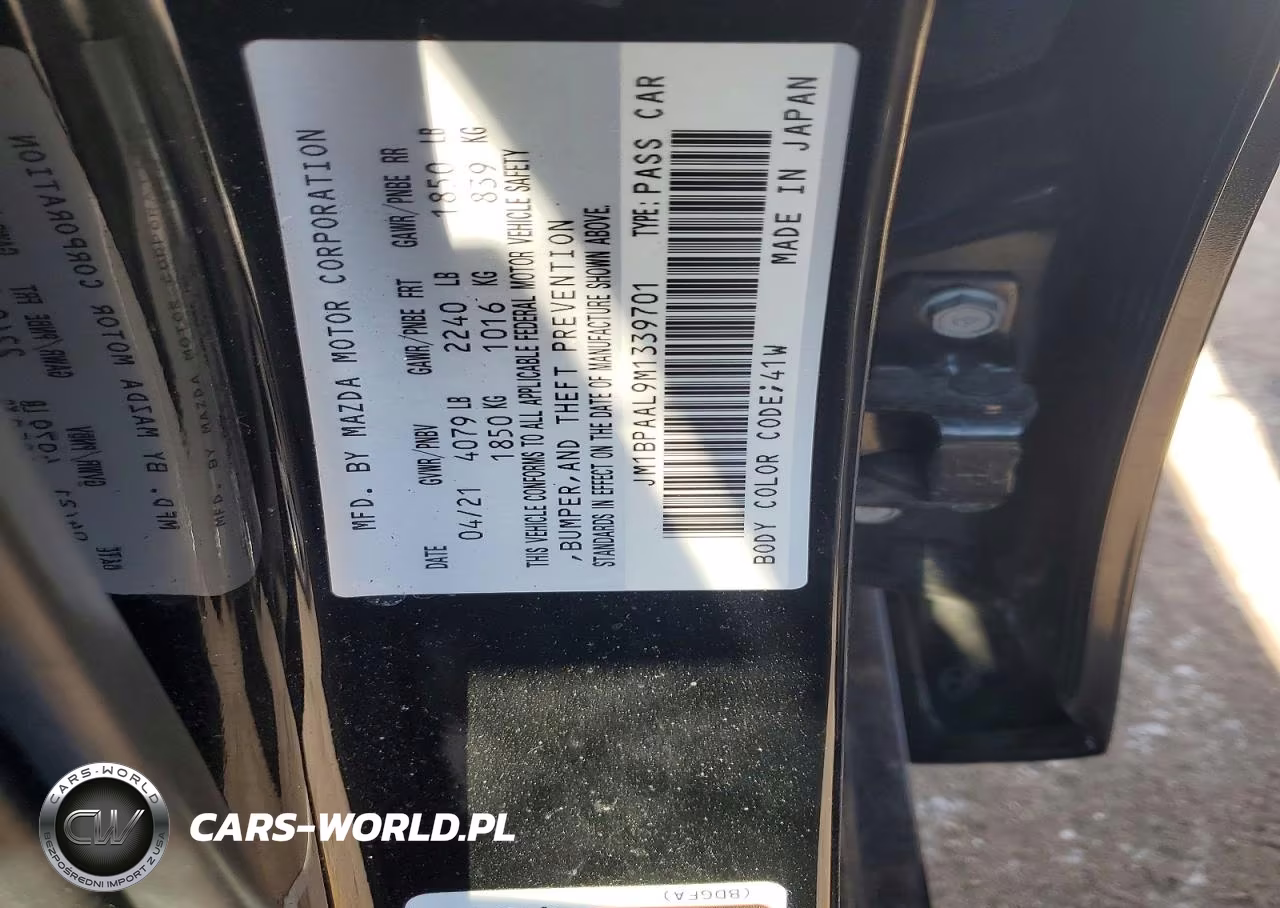 2021 Mazda 3 Premium VIN:JM1BPAAL9M1339701 - 12