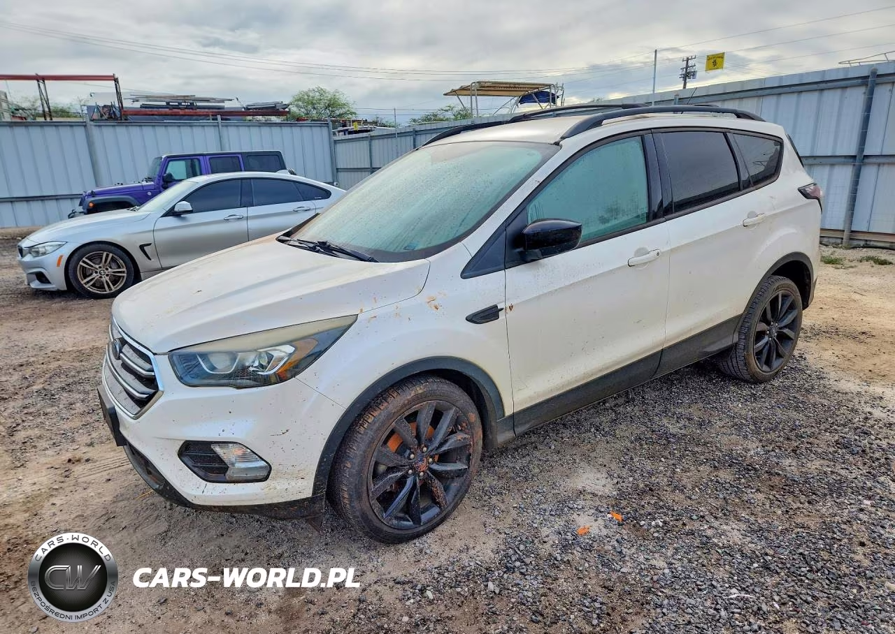 2017 Ford Escape Se