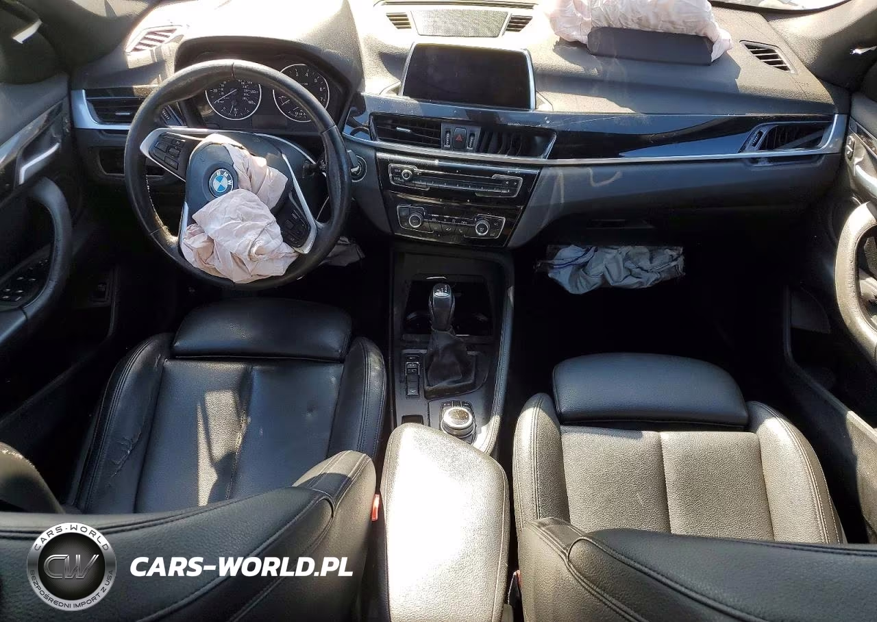 2018 BMW X1 xDrive28I VIN:WBXHT3C3XJ5K32002 - 8
