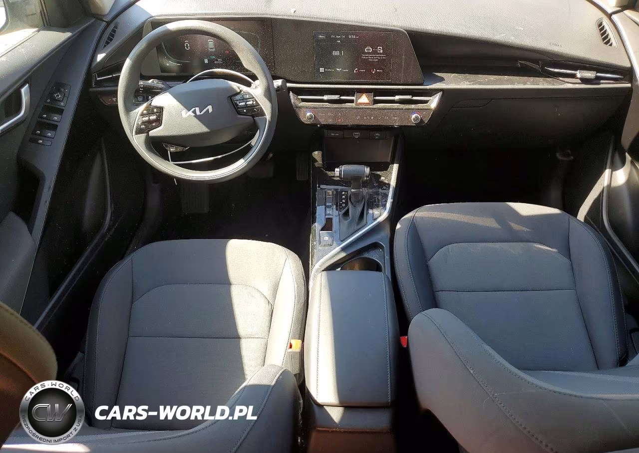 2023 Kia Niro Lx VIN:KNDCP3LE1P5098146 - 8