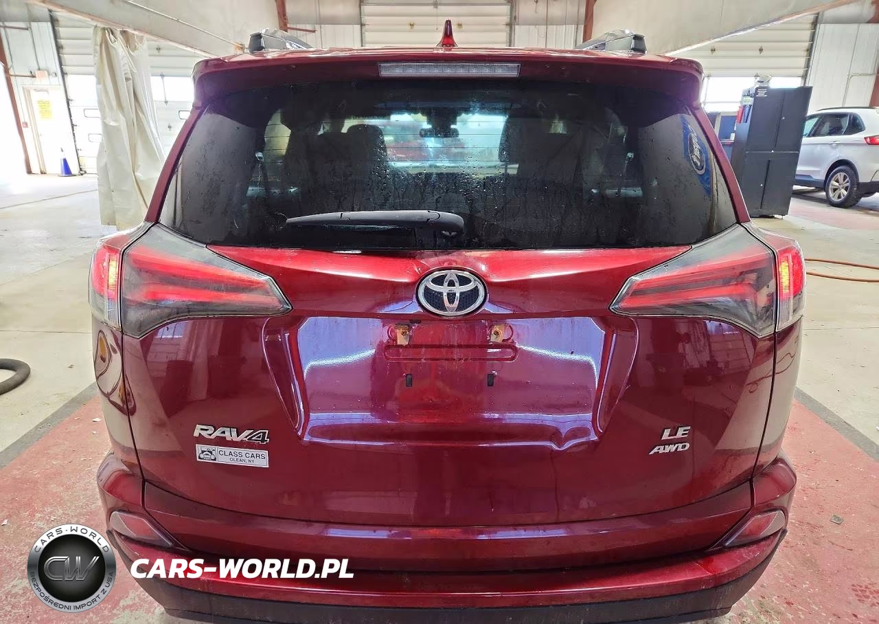2018 Toyota Rav4 Le VIN:2T3BFREV1JW850152 - 6