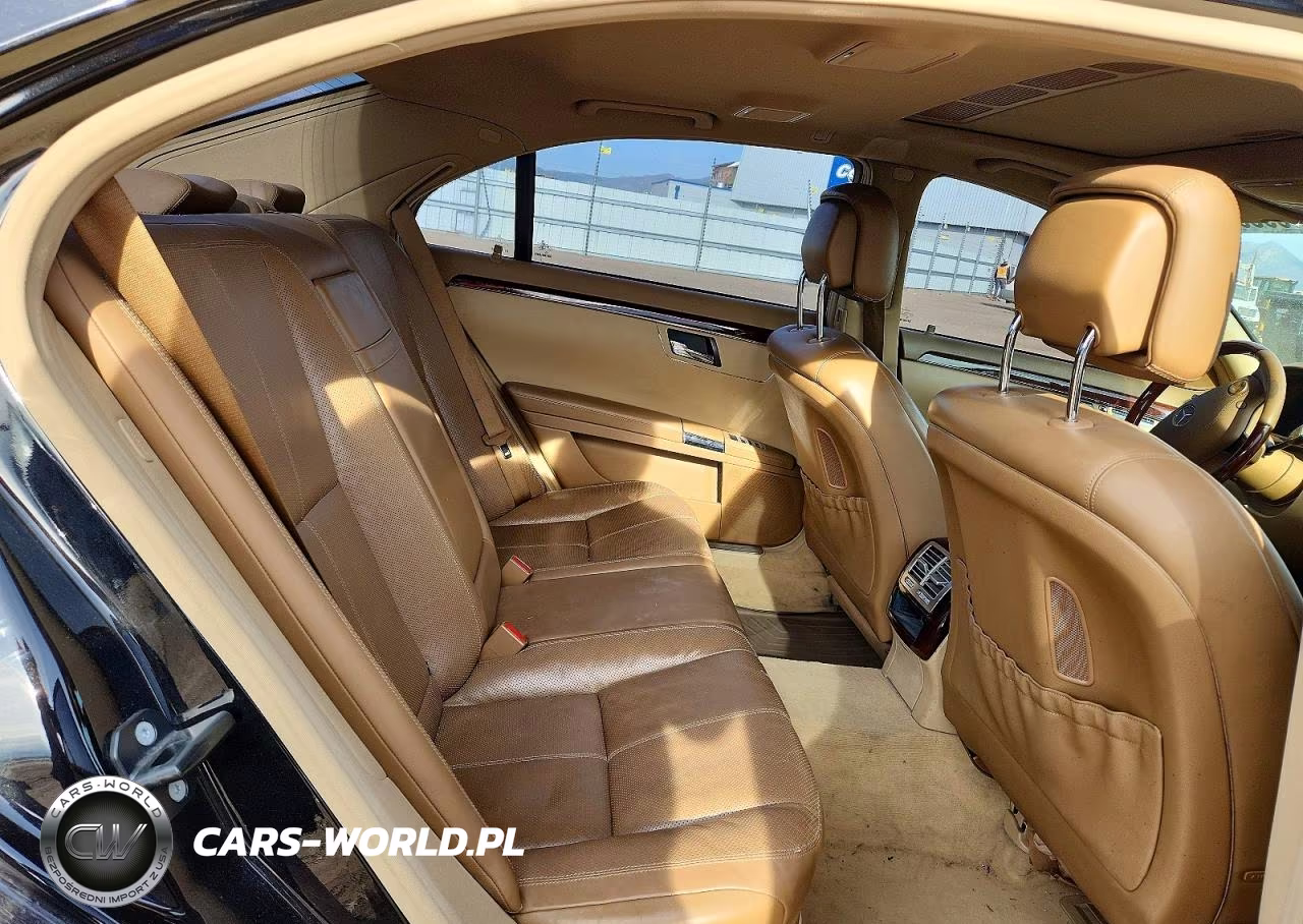 2007 Mercedes-Benz S 550 VIN:WDDNG71XX7A135504 - 10