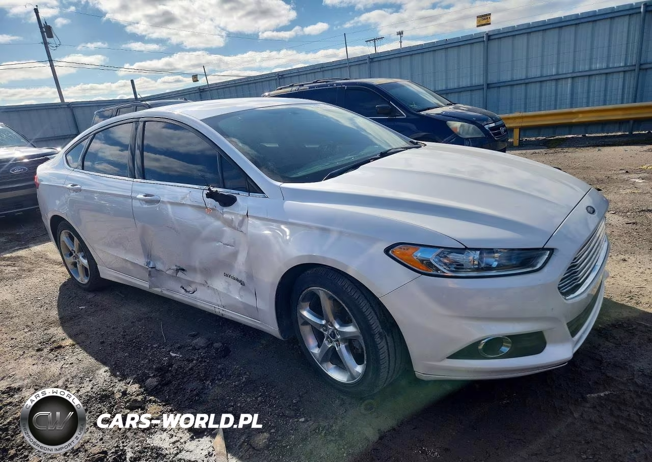 2014 Ford Fusion Se Hybrid VIN:3FA6P0LU3ER312850 - 4