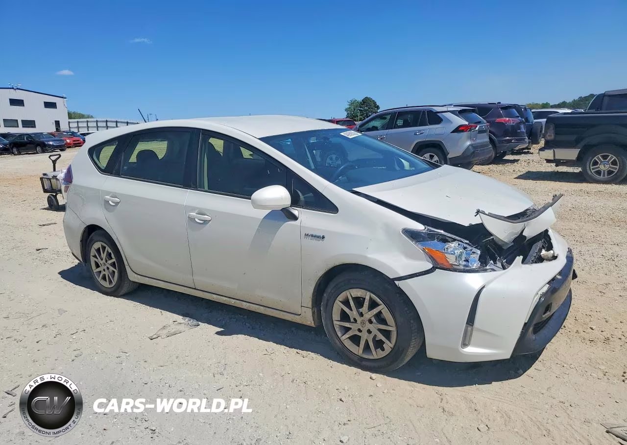 2016 Toyota Prius V Three VIN:JTDZN3EU6GJ047513 - 4