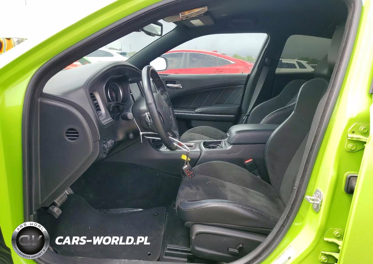 2023 Dodge Charger Scat Pack VIN:2C3CDXGJ9PH639481 - 7