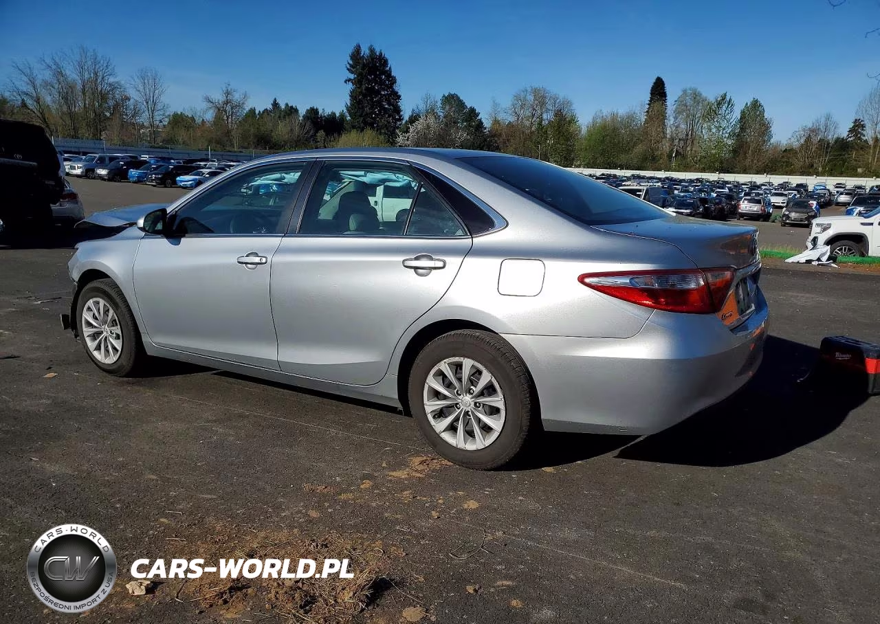 2015 Toyota Camry Le VIN:4T4BF1FK0FR458274 - 2