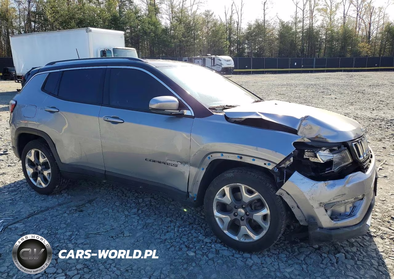 2019 Jeep Compass Limited VIN:3C4NJDCB3KT638062 - 4