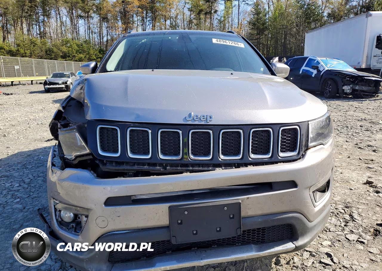 2019 Jeep Compass Limited VIN:3C4NJDCB3KT638062 - 5