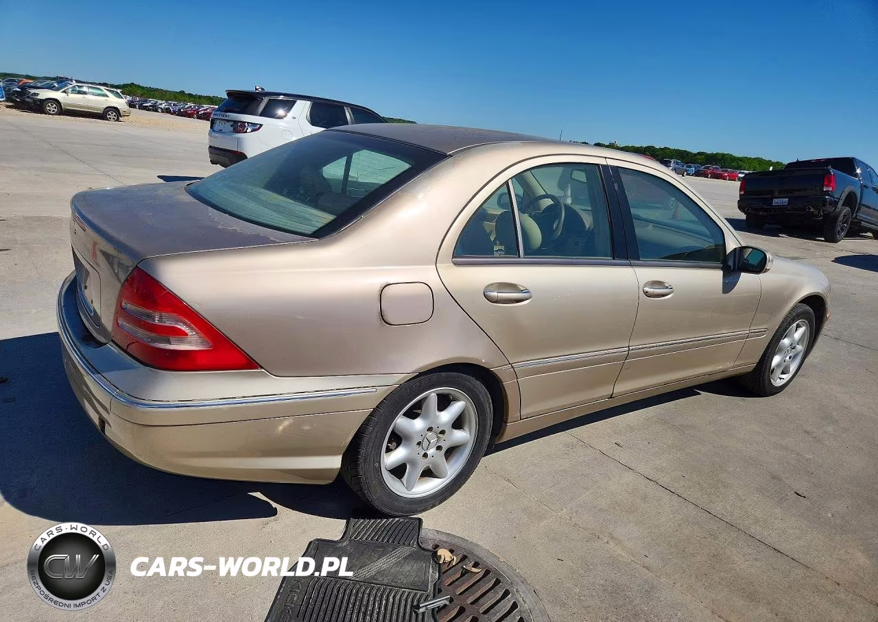 2004 Mercedes-Benz C 240 4Matic VIN:WDBRF81J94F487289 - 3