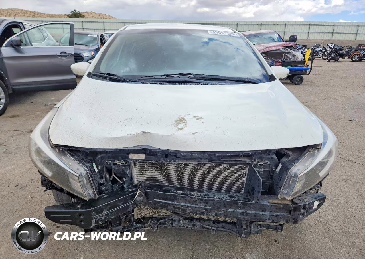 2017 Kia Forte Lx VIN:3KPFK4A71HE084999 - 5