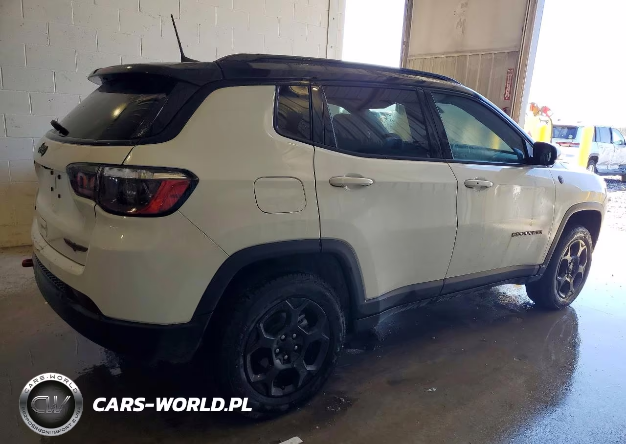 2024 Jeep Compass Trailhawk VIN:3C4NJDDN7RT589533 - 3