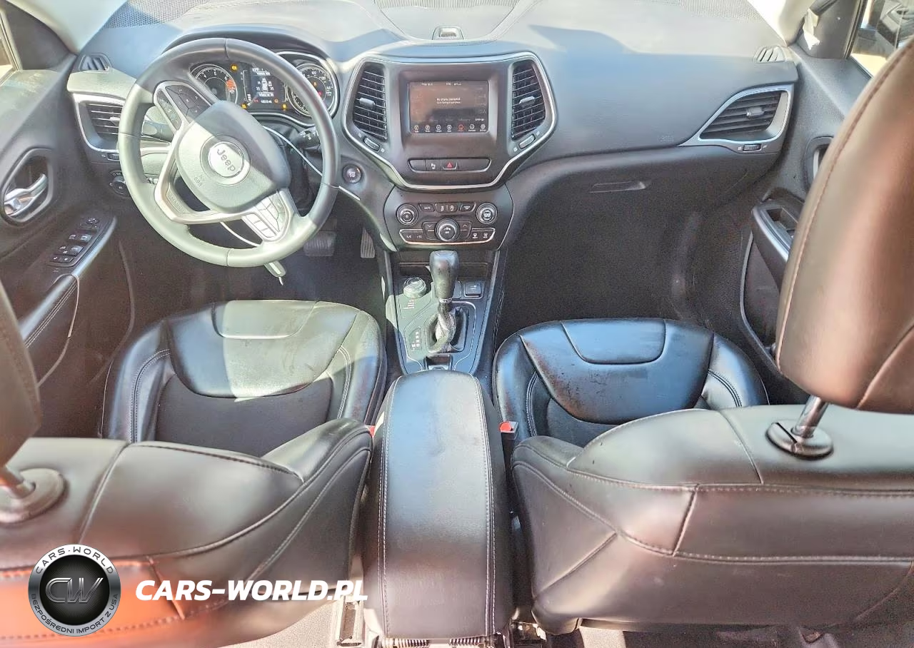 2020 Jeep Cherokee Latitude Plus VIN:1C4PJMLB4LD554574 - 8