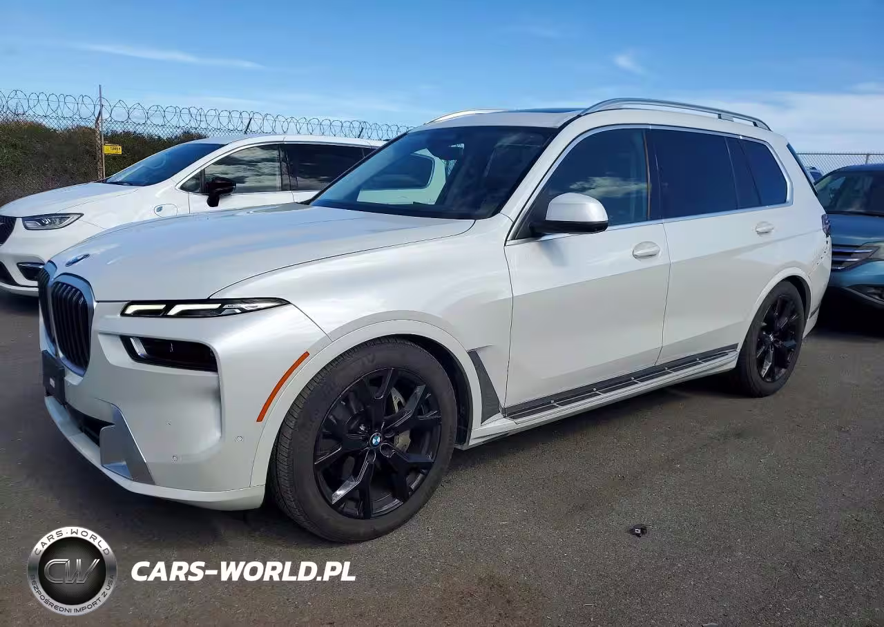 2025 BMW X7 xDrive40I