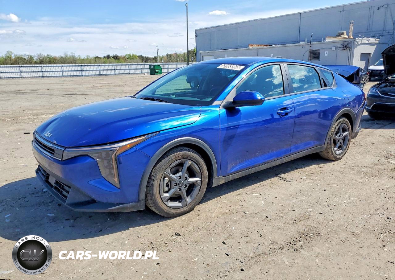 2025 Kia K4 Lxs