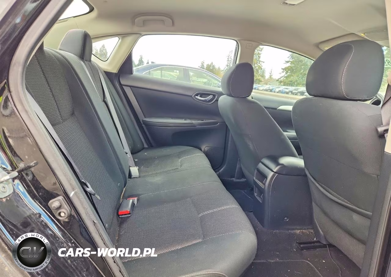 2018 Nissan Sentra S VIN:3N1AB7APXJY279938 - 10
