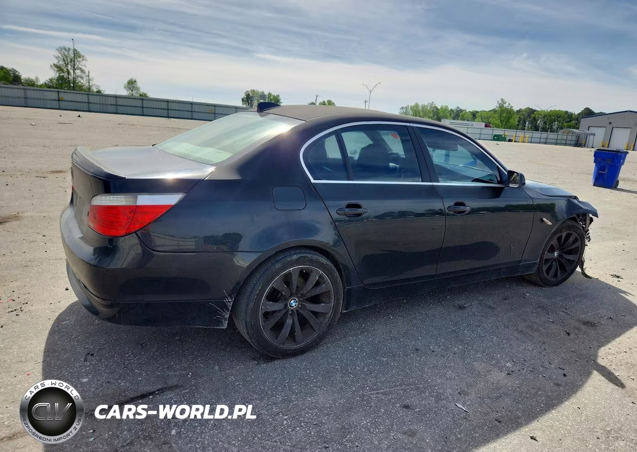 2007 BMW 525 Xi VIN:WBANF33527CS40265 - 3