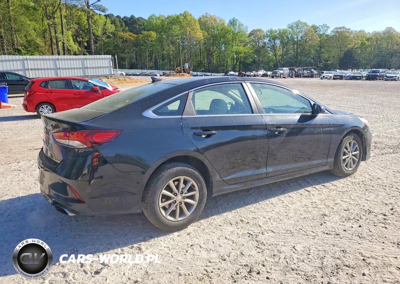2019 Hyundai Sonata Se VIN:5NPE24AF1KH735909 - 3
