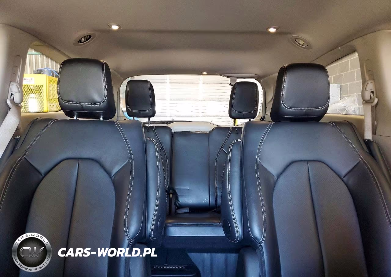 2024 Chrysler Pacifica Hybrid Select VIN:2C4RC1S76RR174530 - 10