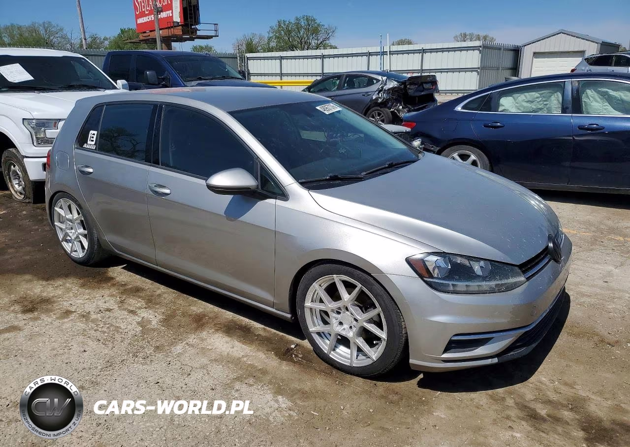 2018 Volkswagen Golf S VIN:3VWB17AU9JM262692 - 4