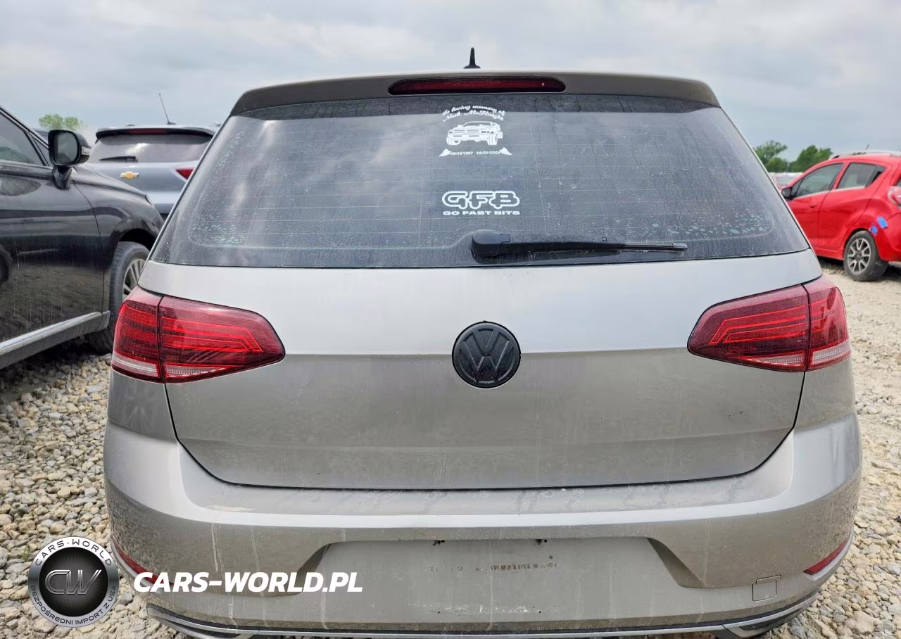 2018 Volkswagen Golf S VIN:3VWB17AU9JM262692 - 6