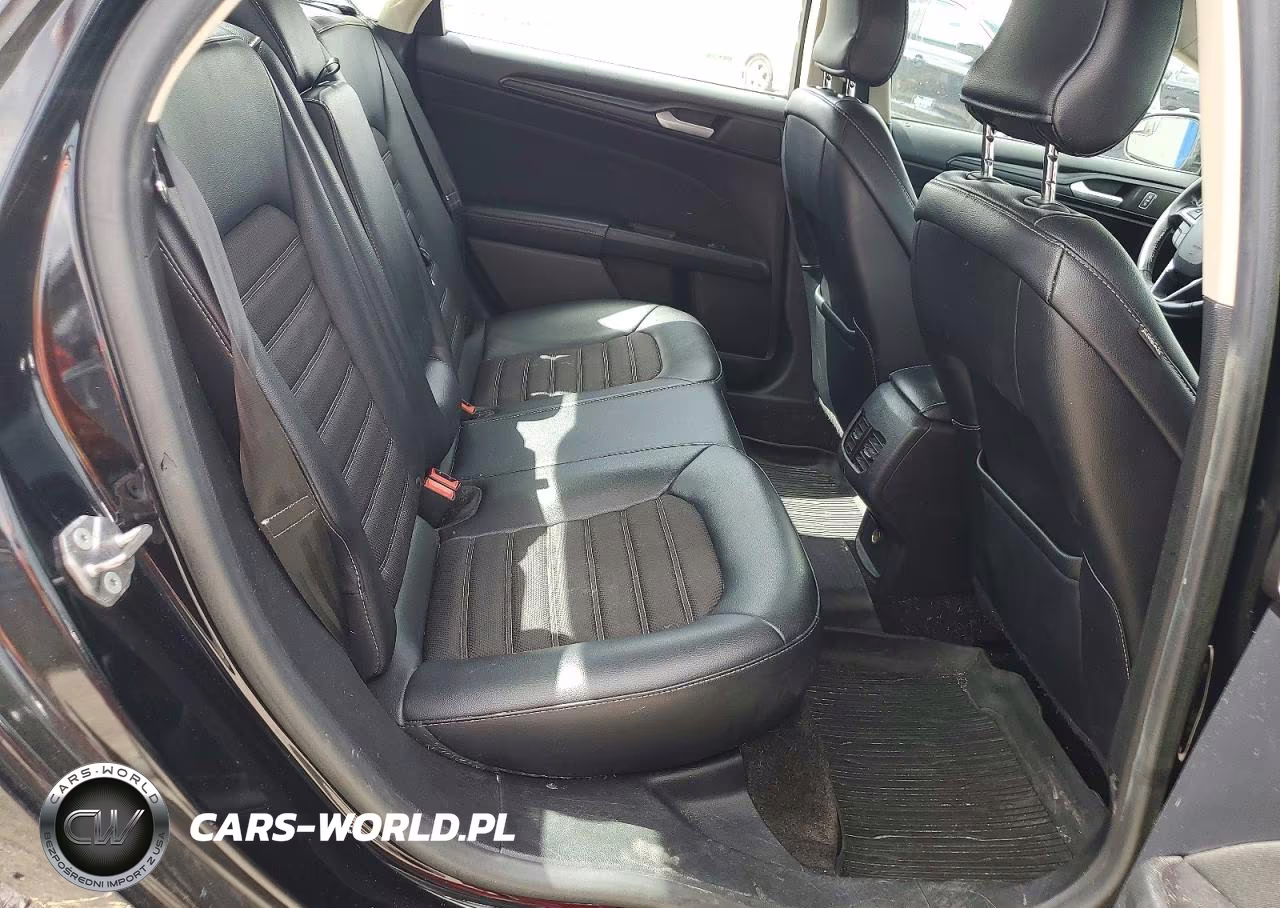 2018 Ford Fusion Se VIN:3FA6P0HD4JR201601 - 10
