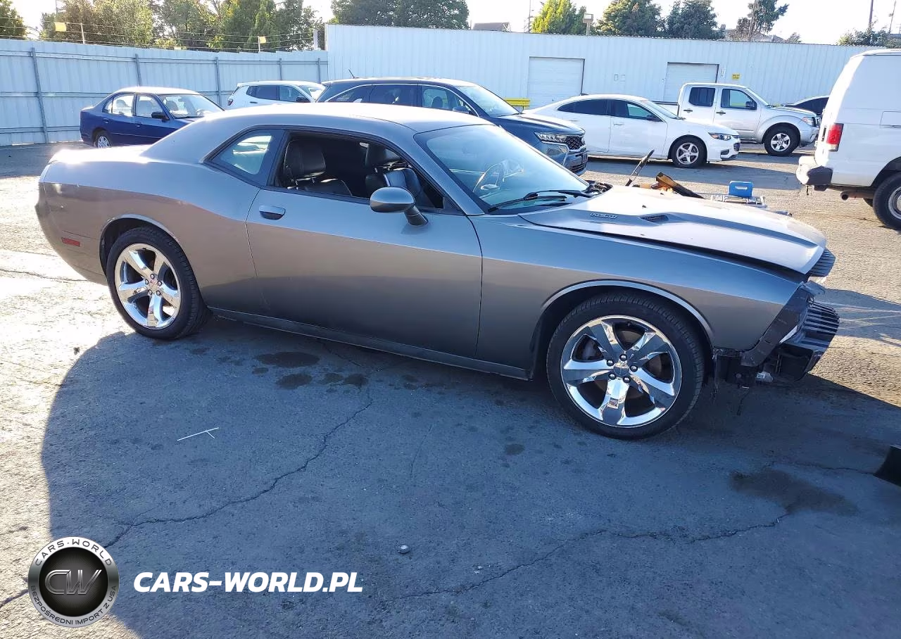 2011 Dodge Challenger R VIN:2B3CJ5DT8BH570341 - 4