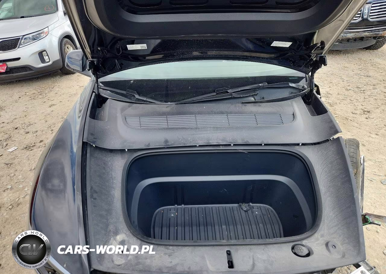 2026 Tesla Model Y VIN:7SAYGDED0TF383478 - 11