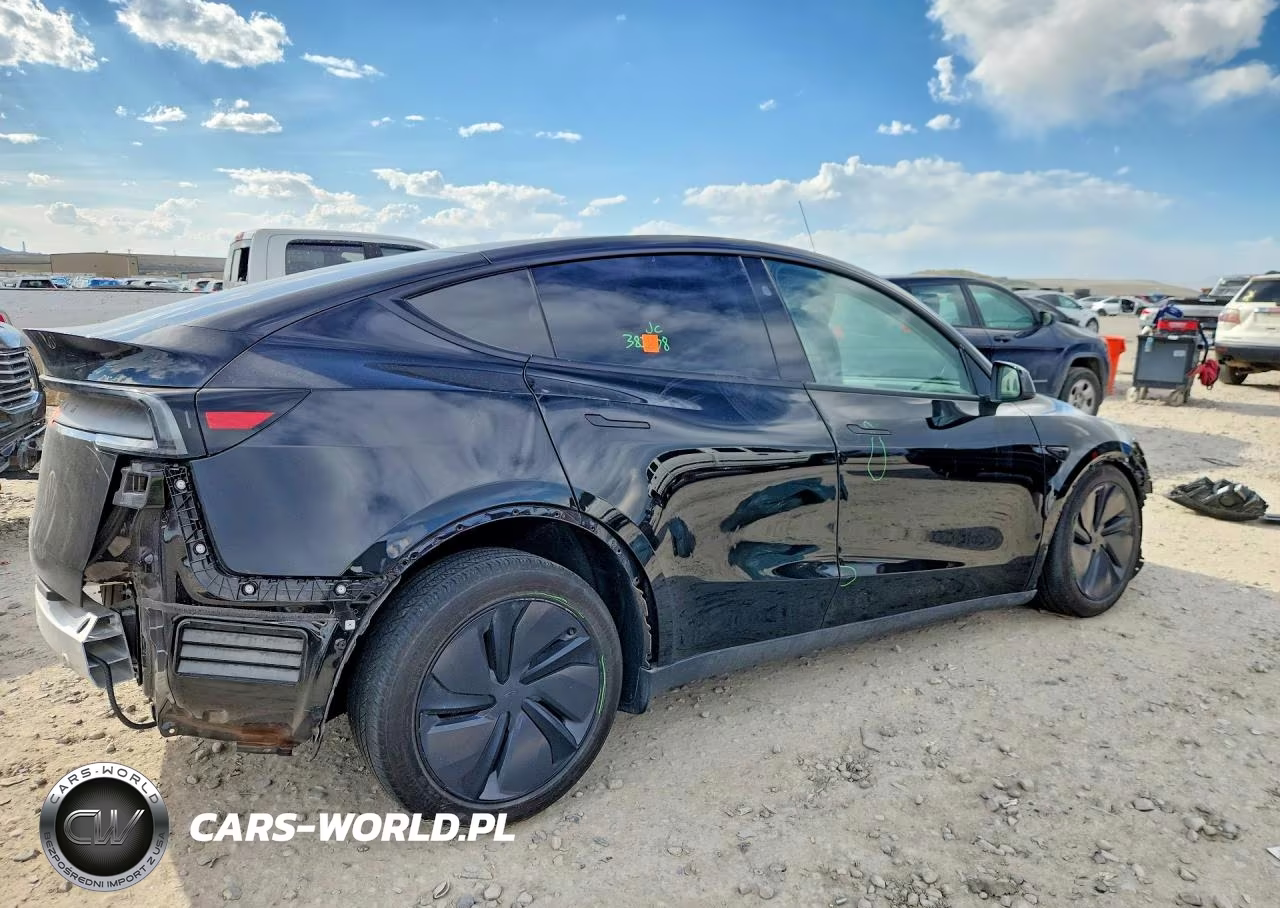 2026 Tesla Model Y VIN:7SAYGDED0TF383478 - 3