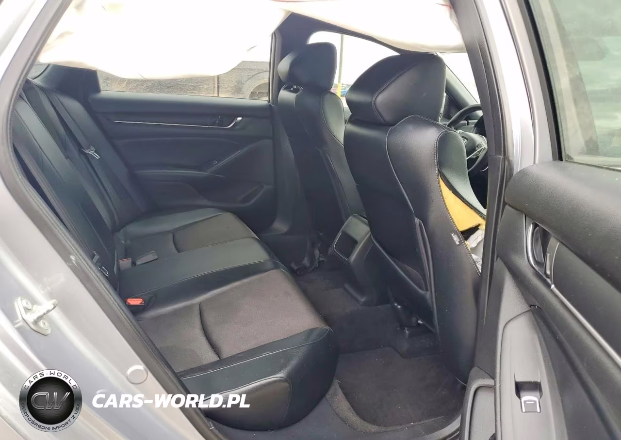 2018 Honda Accord Sport VIN:1HGCV1F37JA056424 - 10