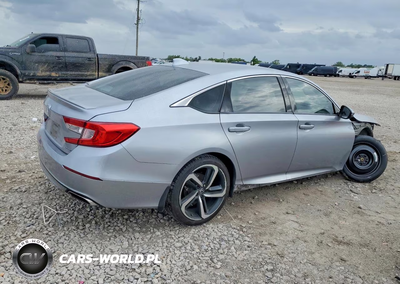 2018 Honda Accord Sport VIN:1HGCV1F37JA056424 - 3