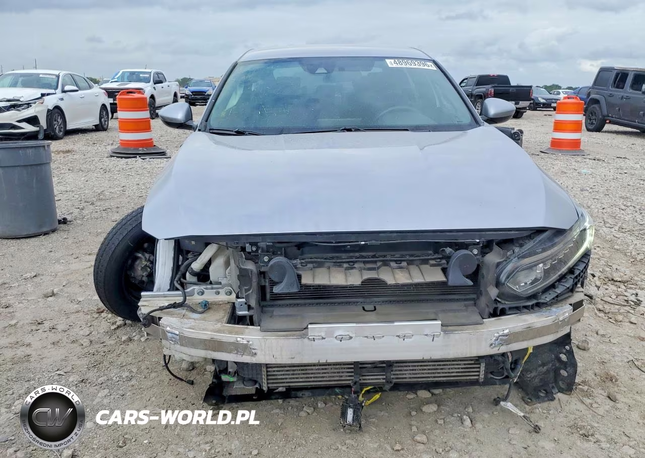2018 Honda Accord Sport VIN:1HGCV1F37JA056424 - 5