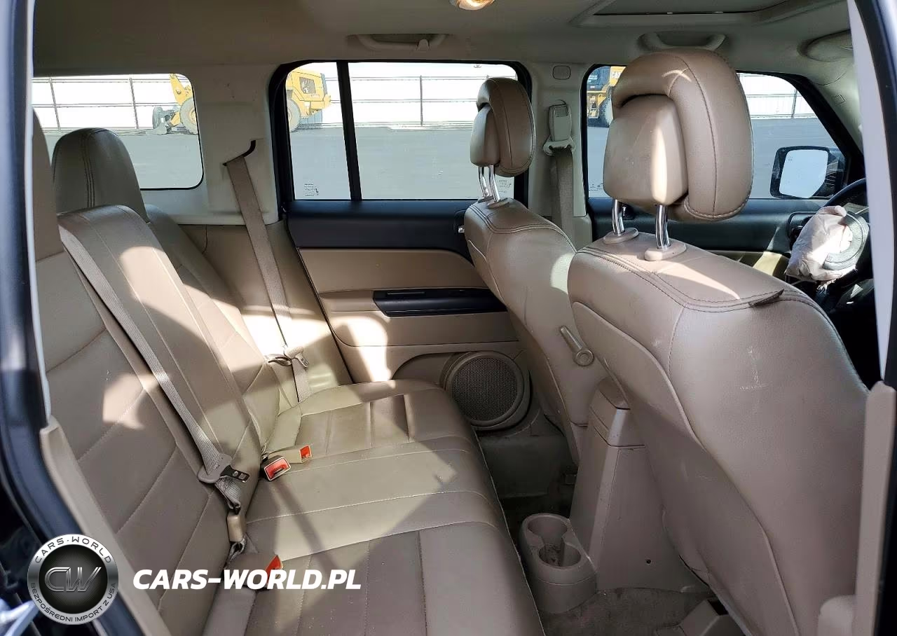 2015 Jeep Patriot Latitude VIN:1C4NJPFA9FD430431 - 11