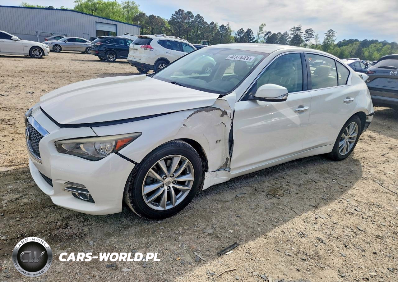 2015 Infiniti Q50 Premium
